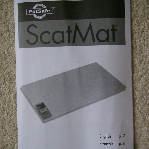 Scat Mat - indoor pet training mat - New in Box - Picture 6 of 6